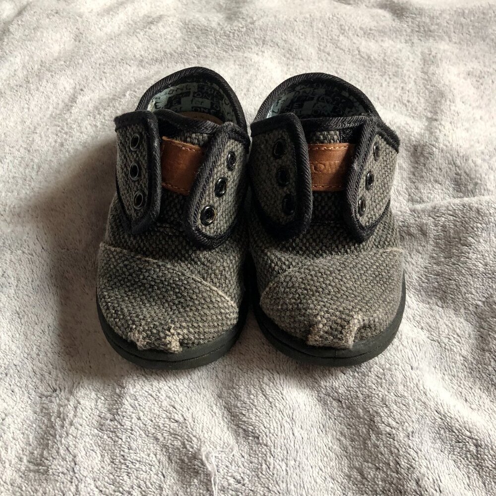 TOMS Tiny Paseo Mid Woven Gray Sneaker Infant Shoe Kid Size 6 Unisex Canvas